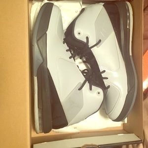 Size 10.5 JORDAN Air Inclines