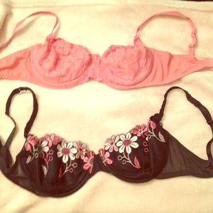 Bundle: Set of 2 Victoria Secret Bra's