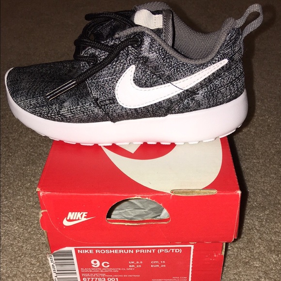 childrens nike clearance