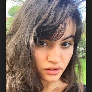 Meet your Posher, Miluska