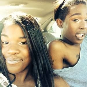 Meet your Posher, Destiny