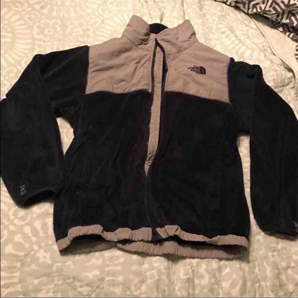 dark blue and grey fuzzy north face