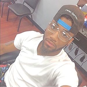 Meet your Posher, Stanley