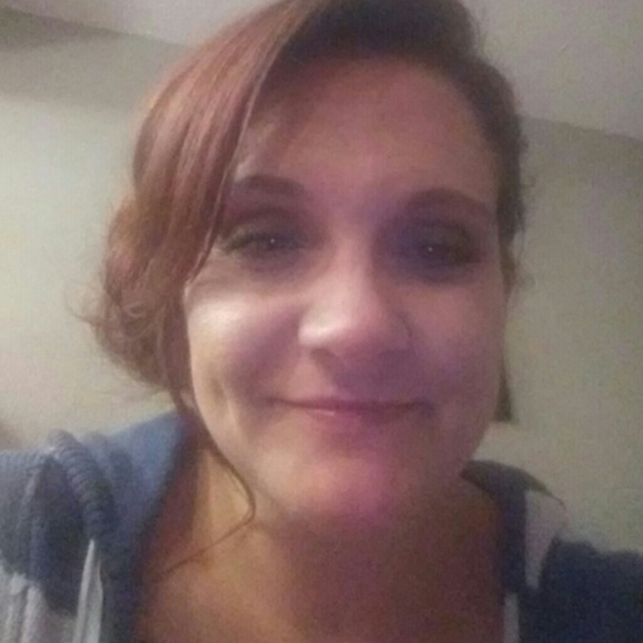 Meet your Posher, Rena - Picture 1 of 1