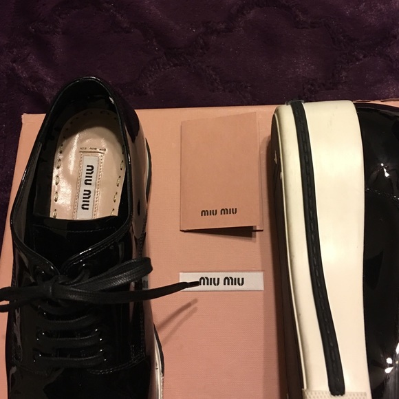 miu miu patent  flatform lace sneaker - Picture 2 of 4