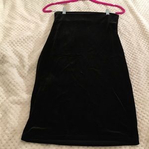 Velvet body con midi skirt