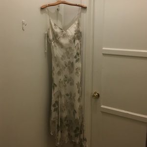 Cream, classic floral print calf length dress.