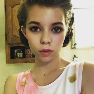 Meet your Posher, Serena