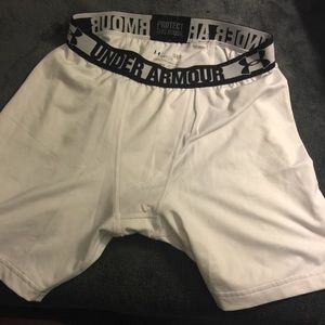 Large White Under Armor Compression Shorts