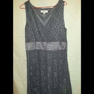CLEARANCE Lace sleeveless dress