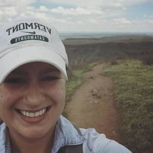 Meet your Posher, Olivia