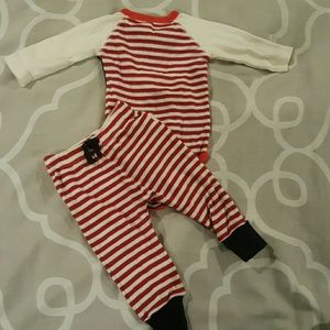 Burts Bees Baby Outfit