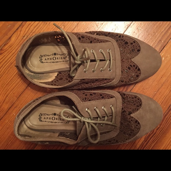 Brown Crochet and Leather Lace Up Oxfords
