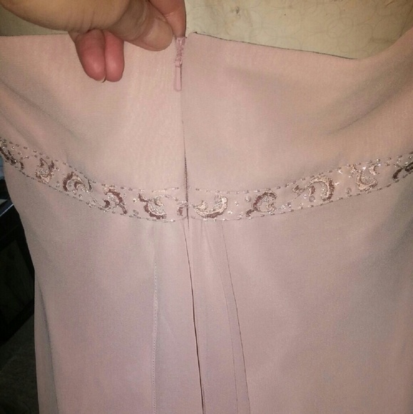 Tea length dress - Picture 2 of 4