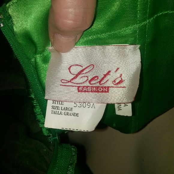 Homecoming dress - Picture 3 of 3