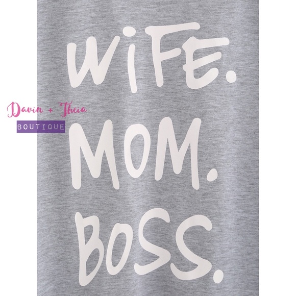 HP 3X 💖 Wife. Mom. Boss. Gray T-Shirt - Picture 3 of 4