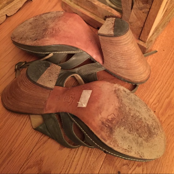 Fiorentini + Baker (Italy) - Picture 3 of 4