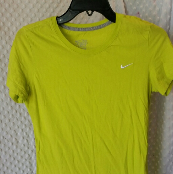 NIKE women's workout tee. GUC