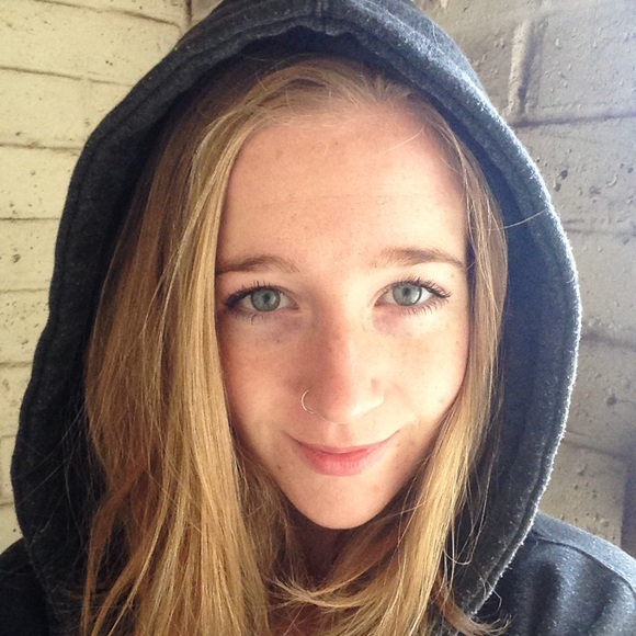 Meet your Posher, Stormy - Picture 1 of 1