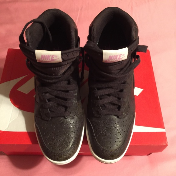 Nike Women's Sky HI