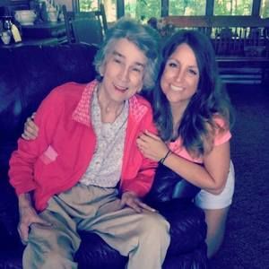 Meet your Posher, Desiree