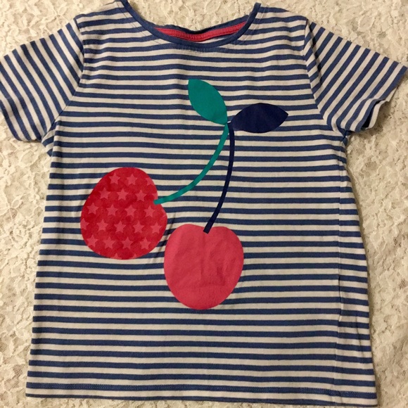 🍒MiNi bOdEn CHERRY SHIRT - SIZE 7/8🍒