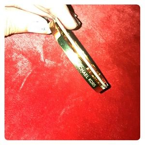 Brend new Michael kore.