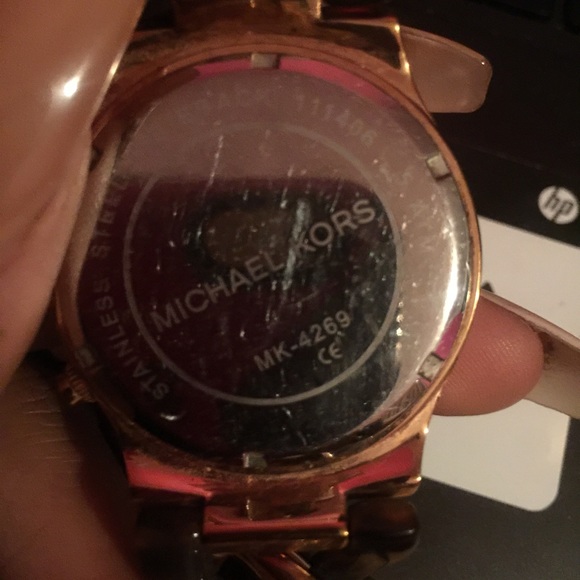 Mk watch - Picture 3 of 4