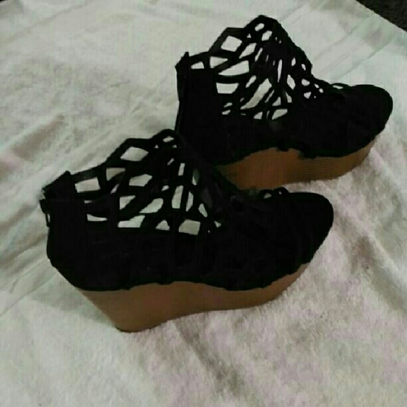 Wedges - Picture 3 of 4