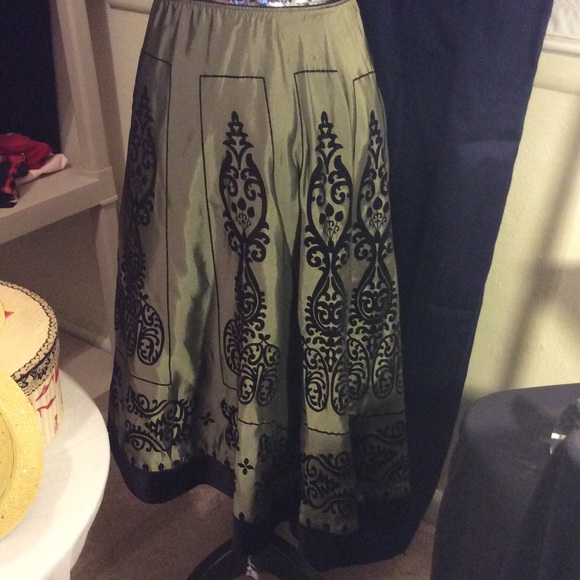 Woman's skirt
