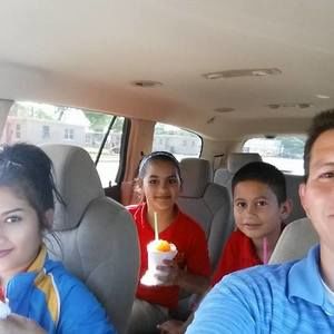 Meet your Posher, Cesar