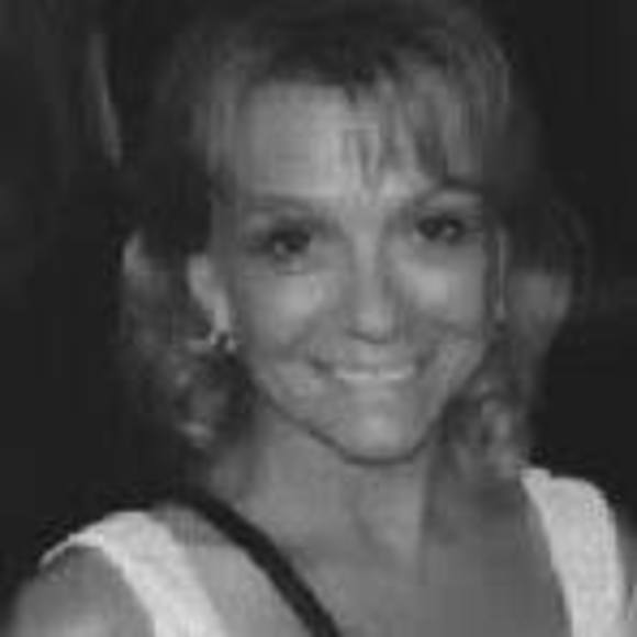 Meet your Posher, Cynthia - Picture 1 of 1