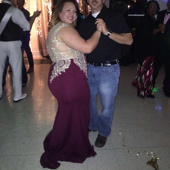 💰Sold on Mercari..💰 - Picture 2 of 3