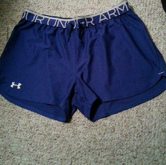 Under Armour Semi-Fitted Heat Gear Athletic Short