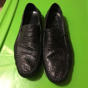 GUCCI BLACK LOAFERS