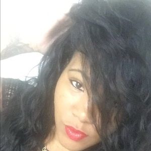 Meet your Posher, Kyri