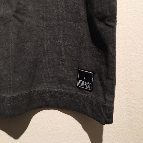 IRON FIST Creeper S/S Gray Tee - Picture 4 of 4