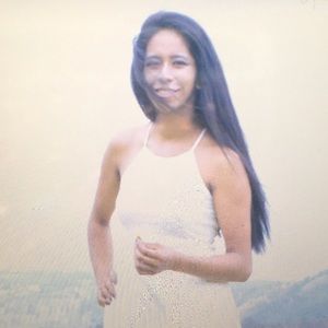 Meet your Posher, Anela