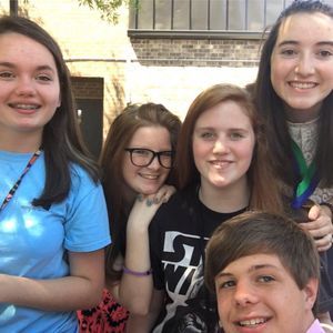 Meet your Posher, Taya