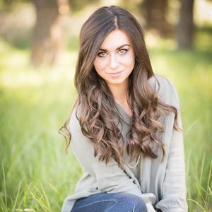 Meet your Posher, Nina