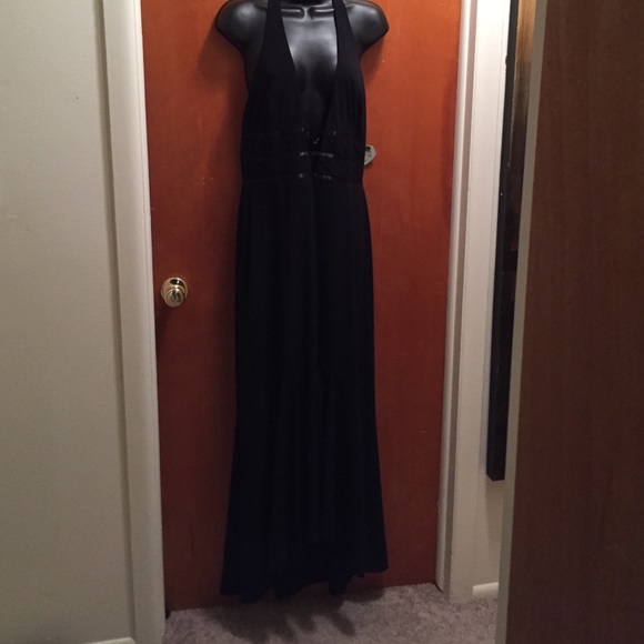 Black dress by Laura Rymer