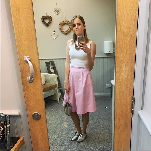 Meet your Posher, Julia - Picture 4 of 4