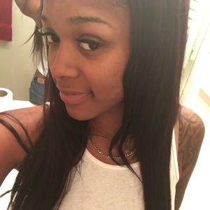 Meet your Posher, Sade