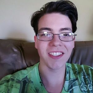 Meet your Posher, Jonathan