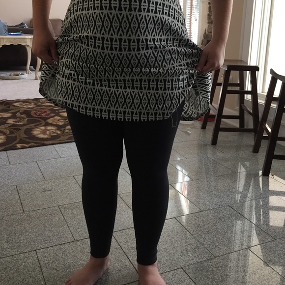 Sale! NWT Burgundy high waisted fleece leggings - Picture 3 of 3