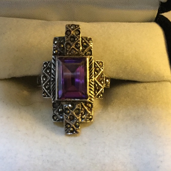 Jewelry - HOST PICK 12/7 Vintage Sterling Silver Ring, 6.5