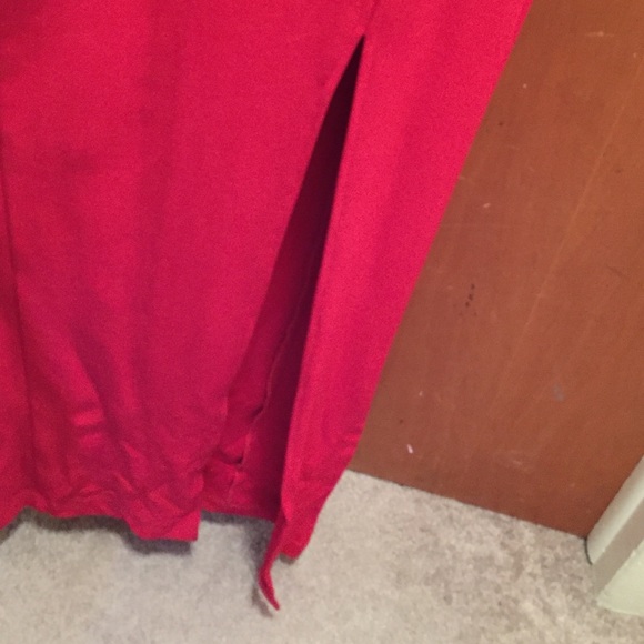 Long red evening/prom/wedding reception dress 😉 - Picture 3 of 4