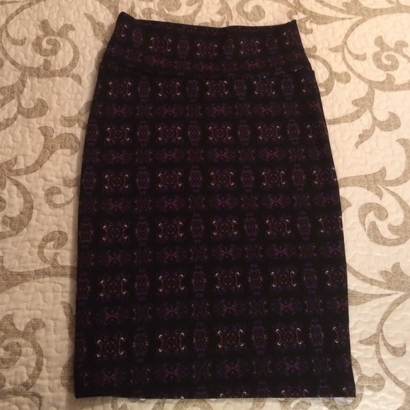 LuLaRoe Cassie skirt