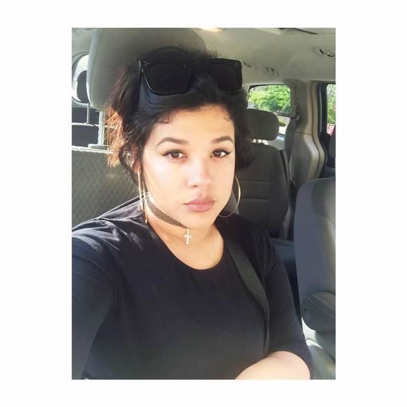 Meet your Posher, Ada - Picture 1 of 1