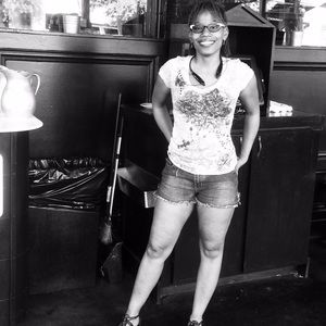 Meet your Posher, Latonya